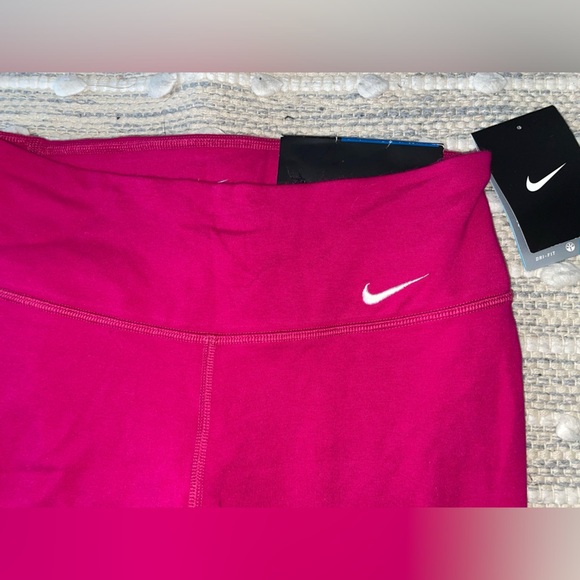 NIKE NWT pink cropped leggings size XS - Picture 4 of 7